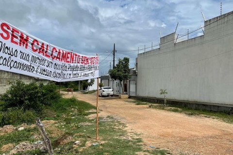 Moradores de Lagarto protestam contra gestão da prefeita Hilda Ribeiro